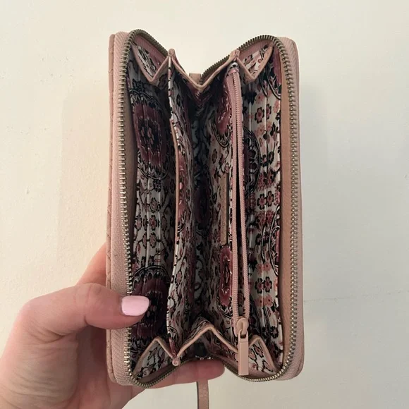 Vera Bradley Wallet - Picture 2 of 4